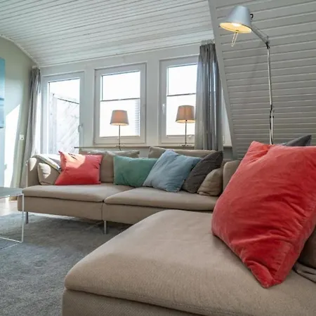 Grosse In Perfekter Lage Mit Balkon! Apartmán *