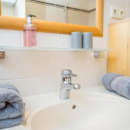 Grosse In Perfekter Lage Mit Balkon! Appartamento *