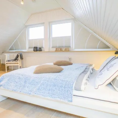Grosse In Perfekter Lage Mit Balkon! 아파트